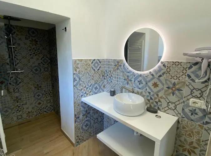 Around Maggiore Affittacamere