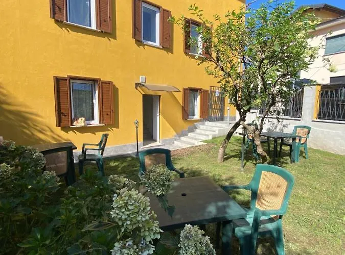 Affittacamere Around Maggiore